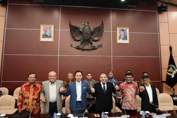 Perkuat Sistem Konstitusional, Wakil Ketua MPR Tekankan Perlunya Amandemen UUD 45