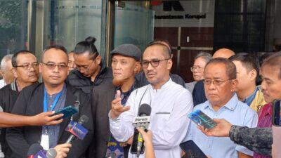 Abraham Samad Cs Laporkan Dugaan Korupsi Penerbitan Sertifikat HGB Pagar Laut Tangerang ke KPK