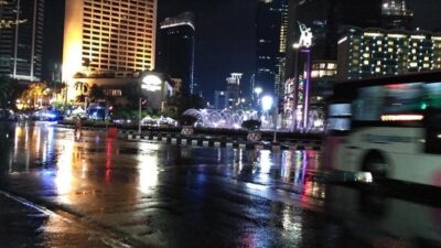 Sebagian Besar Jakarta Diguyur Hujan Ringan Pada Hari Minggu Sore
