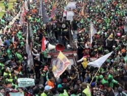Tuntut THR, Sopir Ojol Hari Ini Demo di Kemnaker