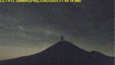 Waspada, Gunung Semeru Tercatat Erupsi 11 Kali pada Sabtu Malam, Salah Satunya Setinggi 700 Meter