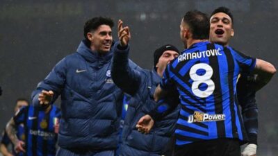 PIALA ITALIA — Singkirkan Lazio 2-0, Inter Milan Hadapi Rival Sekota AC Milan di Semifinal