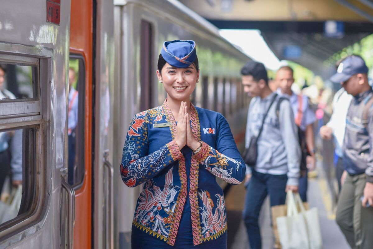 Jumlah Wisman Pengguna Kereta Api Naik Terus dari Tahun ke Tahun