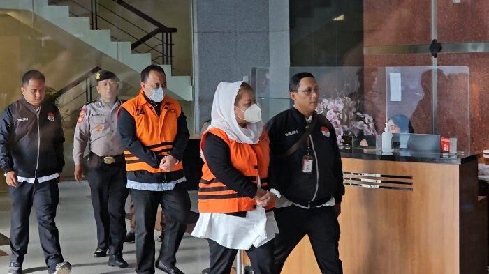KPK Tahan Wali Kota Semarang dan Suami