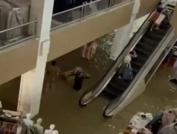 Bekasi Lumpuh: Mall Mega Bekasi hingga Rumah Sakit Terendam