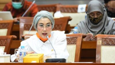 DPR Temukan Penerima Bansos Sulit Cairkan Dana Akibat Maladministrasi