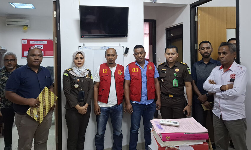 Diduga Terlibat Kasus Korupsi, Anggota DPRD Kabupaten Ende Ditahan Jaksa