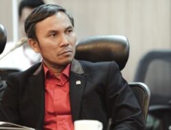 Jelang Puncak Arus Mudik, DPR Minta KemenPU Percepat Perbaikan Jalan Nasional