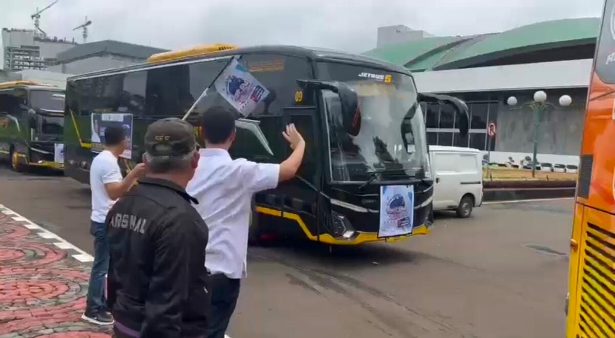Dari Senayan ke Sumatera Selatan, Fauzi Amro Fasilitasi 600 Warga Mudik Gratis