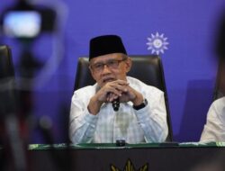 Sambut Idul Fitri 1446 Hijriah, Ketua PP Muhammadiyah Sampaikan Pesan untuk Umat Islam yang Berkaitan Makmurkan Bumi