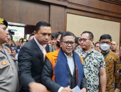Hasto Sebut Keterangan Ahli Bahasa dalam Sidang Dipengaruhi Ilustrasi dari Penyidik KPK