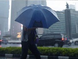 Jaksel dan Jaktim Berpotensi Hujan Jumat Malam