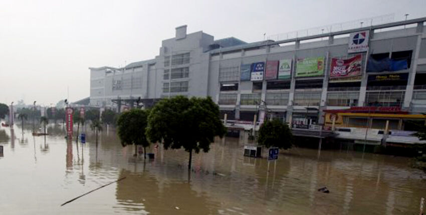 DPR Minta Seluruh Pihak Proaktif Respon Banjir yang Melanda Jabodetabek
