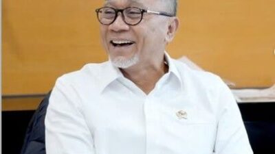Menko Zulhas Imbau Masyarakat Tidak Khawatir dengan Harga Pangan Selama Ramadan