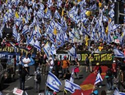 Ribuan Warga Israel Berunjuk Rasa Tuntut Pemerintahan Benjamin Netanyahu Capai Kesepakatan Pertukaran Tawanan