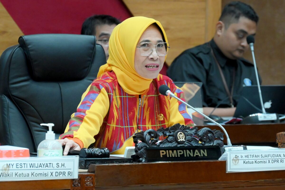 Hetifah Dorong Pemerataan Akses dan Transparansi Anggaran Pendidikan Dasar dan Menengah