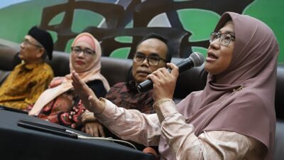 Komisi X DPR Ingatkan Seluruh Orang Tua Awasi Anak-anak Saat Pakai Medsos