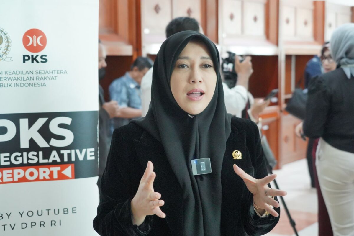 112 Siswa Terpapar Radikalisme Lewat Game Online, Meity Rahmatia Ingatkan Peran Krusial Orang Tua