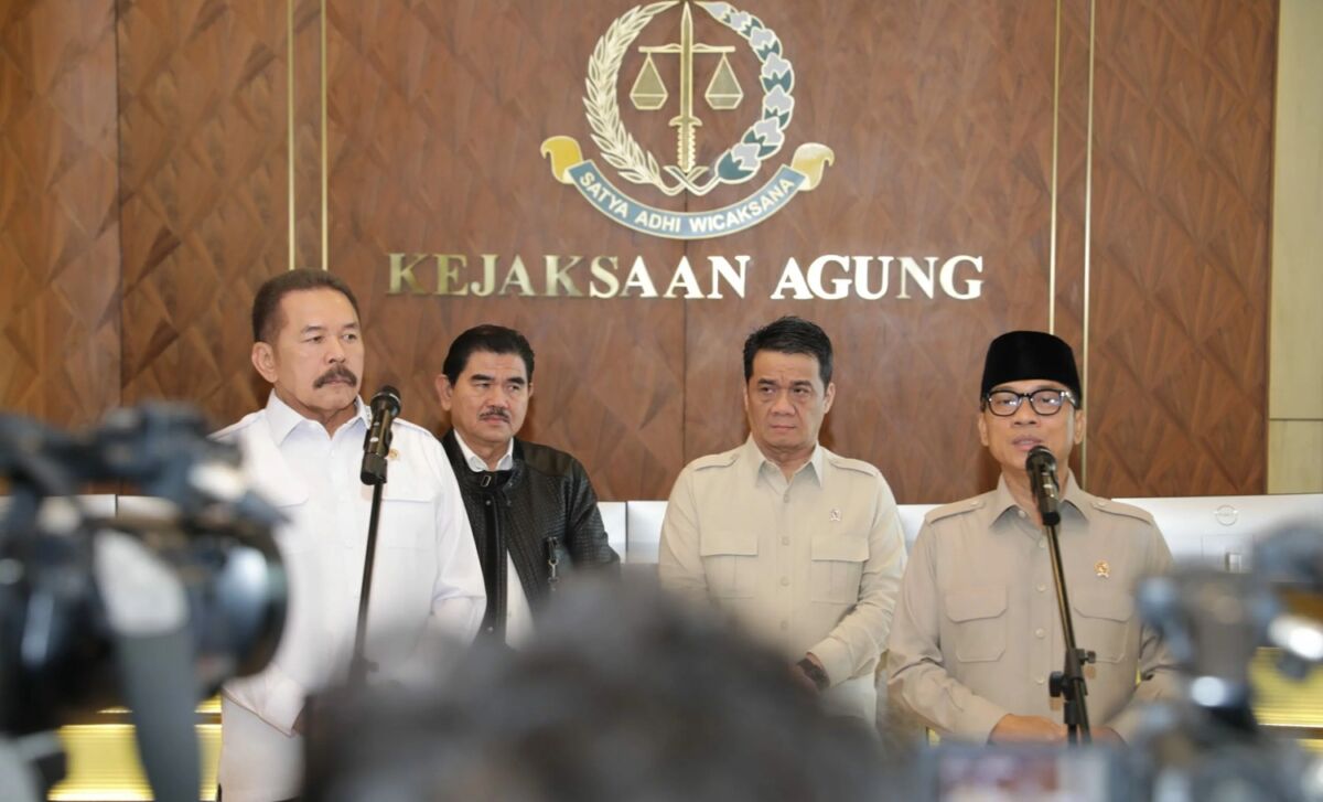 Sambangi Kejagung, Mendes Yandri Minta Jaksa Agung Kawal Penyimpangan Dana Desa