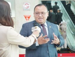 Danantara Jajaki BlackRock, PKS Senayan Ingatkan Investasi Bukan Sekadar Nilai Ekonomi