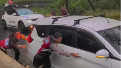 Polres Magetan Siagakan Tim Drogban Selama Libur Lebaran 2025, Bantu Kendaraan yang Kesulitan Lewat Tanjakan Sarangan-Cemoro Sewu