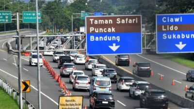 Polisi Terapkan One Way Arah Jakarta ke Puncak