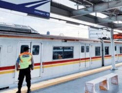Hindari Penumpang Terlambat di Hari Buruh, 39 Kereta Jarak Jauh Berhenti di Stasiun Jatinegara