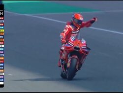 Hampir Terjatuh, Marc Marquez Justru Raih Kemenangan Ke-4 Sprint Race MotoGP Catalunya