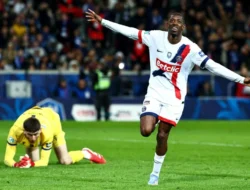 SEPAK BOLA — Kalahkan Dunkerque 4-2, PSG Amankan Tiket Final Piala Prancis