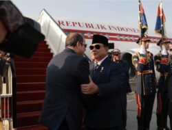 Presiden Mesir Antar Langsung Keberangkatan Presiden Prabowo ke Doha dengan Satu Mobil