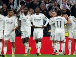 SEPAK BOLA — Real Madrid Bantah Rumor Mundur dari Final Piala Raja