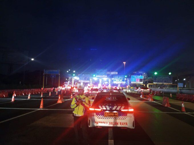 Contraflow Arus Balik Lebaran 2025 Mulai Diterapkan di Ruas Tol Japek Rabu Malam
