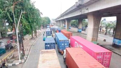 Pelindo Targetkan Antrean Panjang Truk Kontainer di Tanjung Priok Akan Terurai pada Hari Minggu Besok