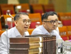 Menbud Fadli Zon Tegaskan Tak Pernah Tampik Rumor Rudapaksa pada Peristiwa 1998