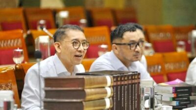 Menbud Fadli Zon Tegaskan Tak Pernah Tampik Rumor Rudapaksa pada Peristiwa 1998