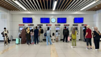 Catat, Anak Usia Tiga Tahun ke Bawah Gratis Naik Whoosh Selama Libur Waisak