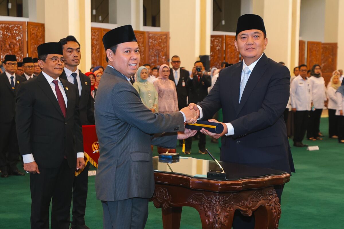 Lantik Sekjen DPD Baru, Sultan Dorong Terobosan Inovatif Tingkatkan Kerja Lembaga