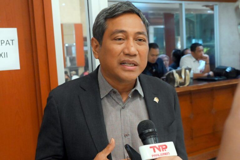 Timwas DPR m Tekankan Pentingnya Sinkronisasi Data E-Hajj Arab Saudi dan Siskohat
