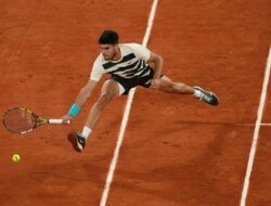 TENIS — Sinner dan Alcaraz Akan Bersaing Sengit di Partai Final Roland Garros Hari Ini