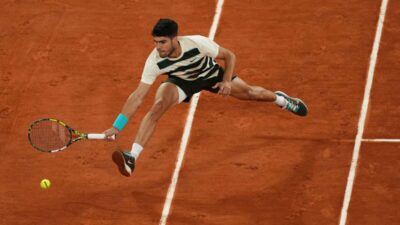 TENIS — Sikat Taylor Fritz di Semifinal, Carlos Alcaraz Melaju ke Final Wimbledon 2025