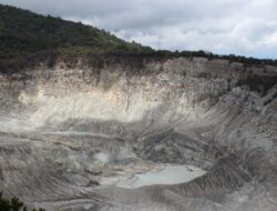 Badan Geologi: Titik Panas Kawah Gunung Tangkuban Parahu Tak Meluas