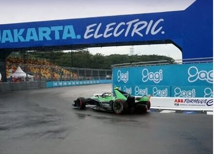 Pebalap Tim Andretti Sebut Sirkuit Formula E Jakarta Tidak Ideal
