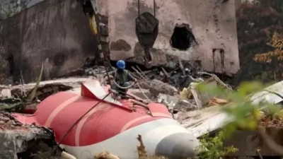 Buntut Kecelakaan Pesawat Tewaskan 279 Orang, 3 Pejabat India Air Dicopot