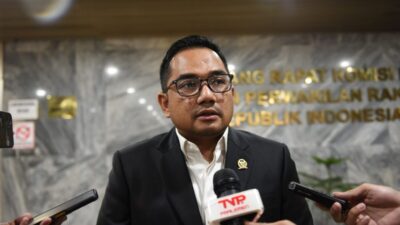 Tok! Komisi II DPR Tegaskan PPPK Tak Boleh Di-PHK karena Alasan Fiskal Daerah dan Batas APBD