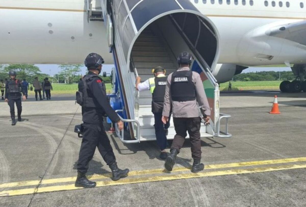 Pesawat Rombongan Jamaah Haji Kembali Dapat Ancaman Bom