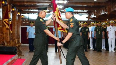 Danpaspampres Diganti, Mayjen Edwin Adrian Sumantha Sertijab dengan Mayjen Achiruddin