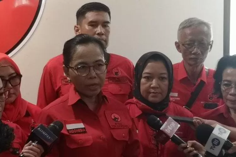 PDIP Minta Fadli Zon Stop Penulisan Ulang Sejarah
