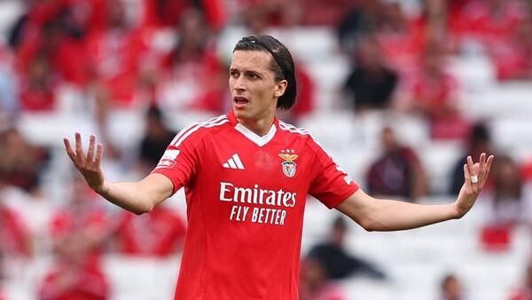 SEPAK BOLA -- Real Madrid Resmi Rekrut Alvaro Carreras dari Benfica