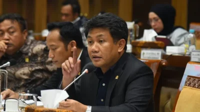 Polemik Definisi Sawit, Bonnie: KBBI Harus Selaras dengan Sains