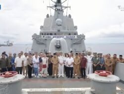 Kapal Perang Spanyol Sandar di Pelabuhan Ternate